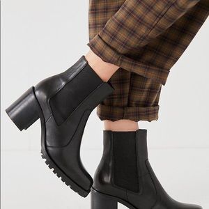 uo alex square toe chelsea boot